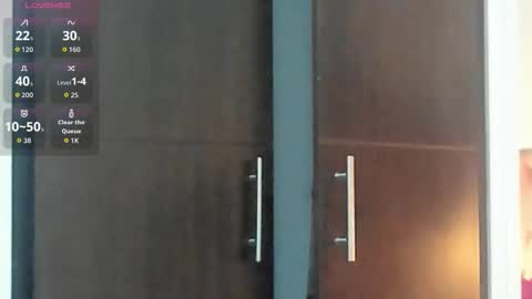 Snapshot of ariaa_vixen chatting on 11/30/25, 11:36 ariaa_vixen online show from 11/30/25, 11:36