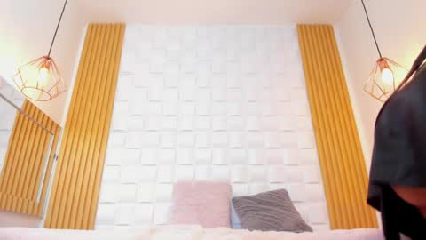 AriaBelle1 online show from 04/04/26, 11:18