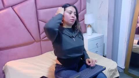 Ariadna online show from 02/16/26, 06:37