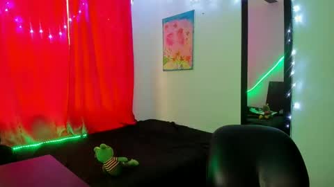 ariadna_4 online show from 03/07/25, 08:44