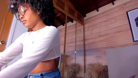 Aria Foster online show from 04/18/26, 03:54