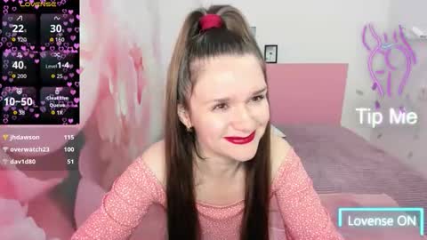 AriaGray online show from 10/21/25, 04:57