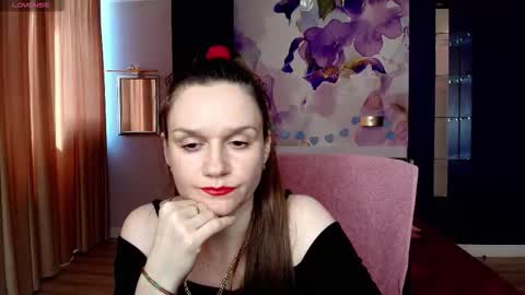 AriaGray online show from 03/08/26, 10:30