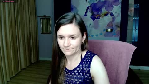 AriaGray online show from 04/15/26, 07:58