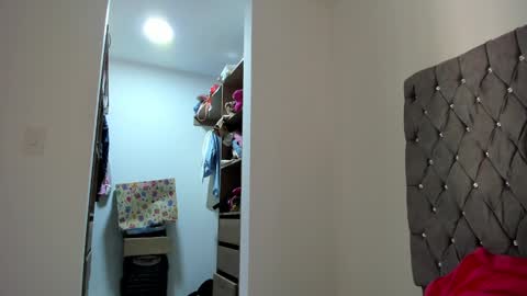 Aria Montgomery online show from 01/07/25, 08:52