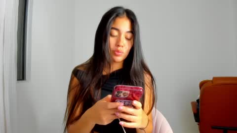 Aria Montgomery online show from 04/16/26, 05:41