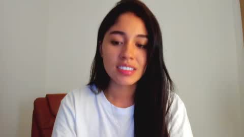 Snapshot of ariamontgomeryyy chatting on 07/18/26, 06:50 Aria Montgomery online show from 07/18/26, 06:50