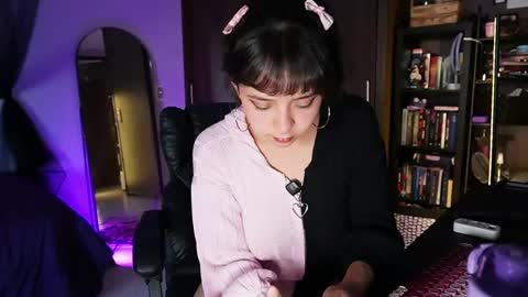      online show from 04/20/26, 01:25