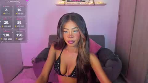 Snapshot of arian_brown chatting on 07/13/26, 05:49 arian_brown online show from 07/13/26, 05:49