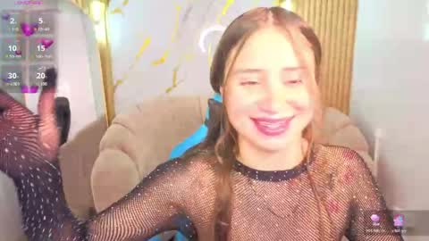 ariana18_b online show from 04/30/26, 12:55