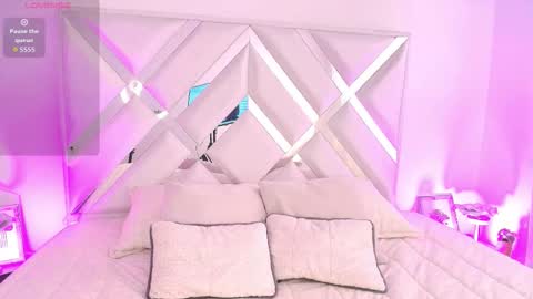 ariana_castillo__ online show from 03/19/26, 01:37