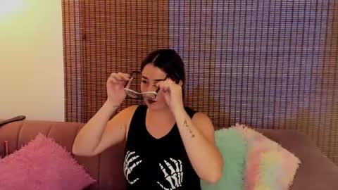 Ariana Cruz online show from 04/13/26, 12:43