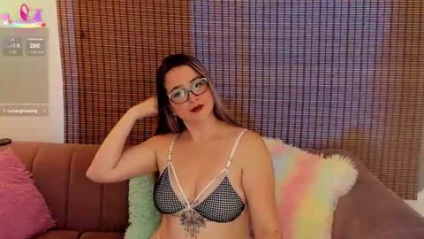 Snapshot of ariana_cross_ chatting on 05/08/26, 12:54 Ariana Cruz online show from 05/08/26, 12:54
