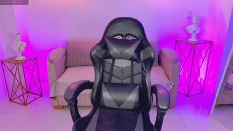 Ariana online show from 07/29/26, 11:36