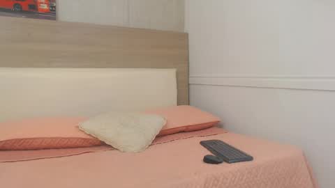 Ariana online show from 04/01/26, 11:55