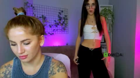 ariana_ross7 online show from 09/19/25, 10:27