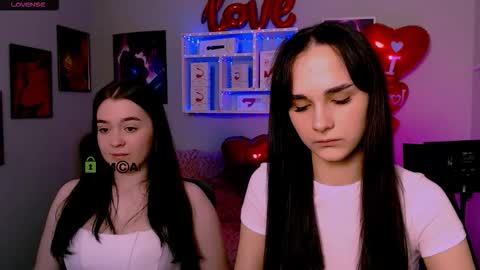 ariana_ross7 online show from 02/18/26, 09:00