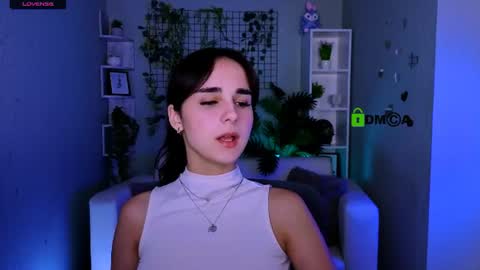Snapshot of ariana_ross7 chatting on 06/27/26, 07:19 ariana_ross7 online show from 06/27/26, 07:19