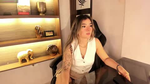 Ari online show from 03/09/25, 03:54