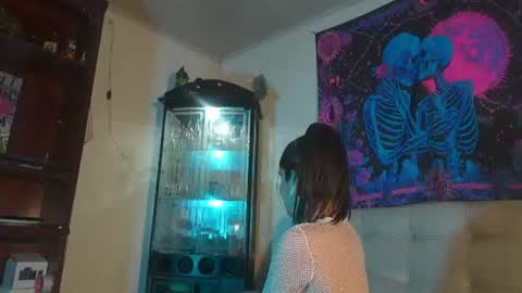 Snapshot of ariana_whitee chatting on 07/11/26, 06:38 ariana_whitee online show from 07/11/26, 06:38
