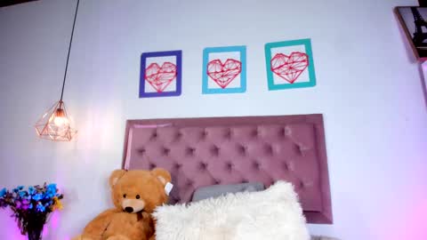 Susan online show from 03/11/25, 07:03