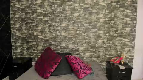 Ariana online show from 09/23/25, 12:19