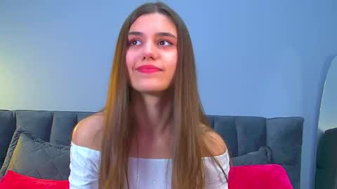 Ariana online show from 11/25/25, 06:35