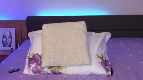 Snapshot of arianaari88 chatting on 03/01/25, 09:26 Ariana online show from 03/01/25, 09:26