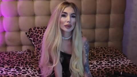 Snapshot of arianaari88 chatting on 03/07/25, 10:10 Ariana online show from 03/07/25, 10:10