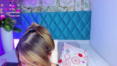 Ari  online show from 11/08/25, 04:56