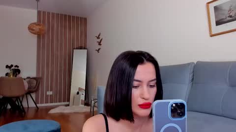 Snapshot of ariananicolaw chatting on 02/28/25, 06:43 Anastasia online show from 02/28/25, 06:43