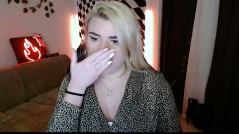 Mistress Ariana online show from 03/29/26, 08:53