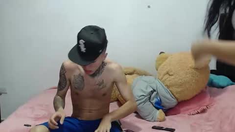 arianna and max online show from 10/03/25, 07:27