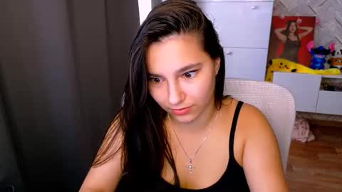 Snapshot of arianna_grend chatting on 09/18/25, 11:34 Arianna online show from 09/18/25, 11:34