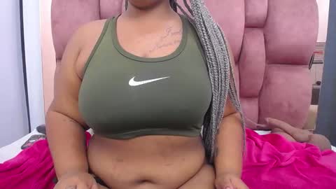 Snapshot of arianna_pearl chatting on 12/03/25, 01:20 arianna pearl online show from 12/03/25, 01:20