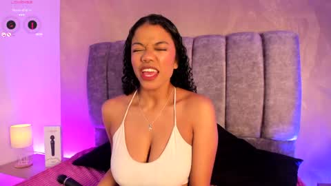 arianna_roxe_ online show from 06/06/26, 05:45