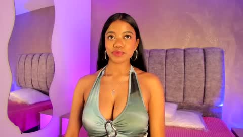 arianna_roxe_ online show from 06/10/26, 08:57