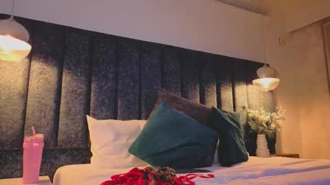 Arianna online show from 09/24/25, 07:50