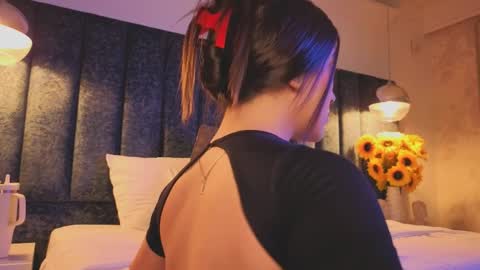 Arianna online show from 04/04/26, 07:44