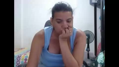ariannaloovel online show from 05/27/26, 01:57