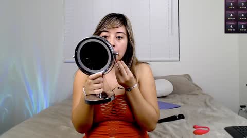 Arianna Pea online show from 12/20/24, 04:53