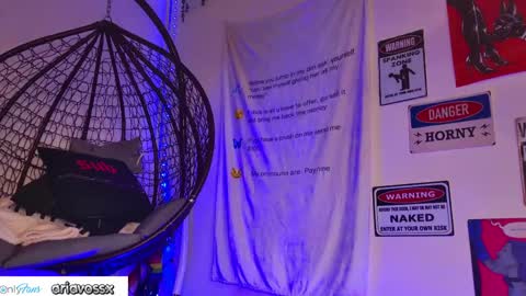 Aria online show from 04/15/26, 06:15