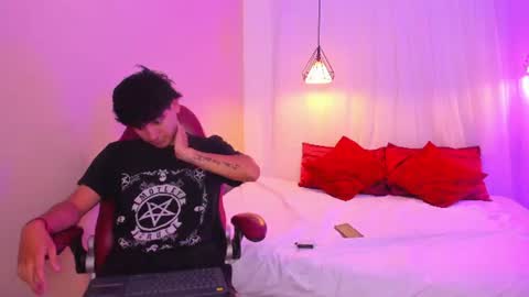 Ari and Aiden online show from 06/14/26, 12:07