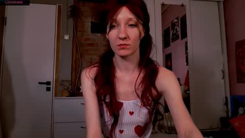 aribluush online show from 03/26/26, 09:42