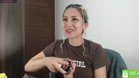Ari Bunnie  online show from 05/05/26, 03:25