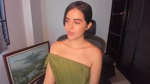 Ariel Pink Diamond online show from 10/06/25, 08:50