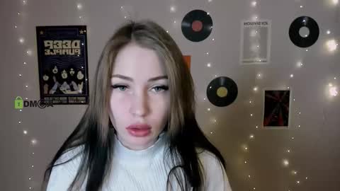 Snapshot of ariel_shadow chatting on 11/22/25, 09:19 ariel_shadow online show from 11/22/25, 09:19