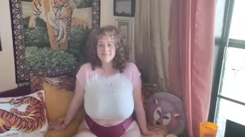 Arielle Ari online show from 03/13/26, 07:53