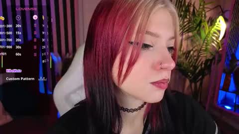 Snapshot of arielabradberry chatting on 09/23/25, 04:10 Ariel online show from 09/23/25, 04:10