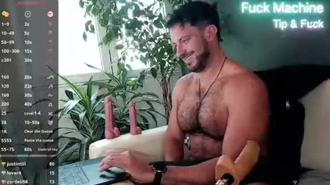 Ariel online show from 07/14/26, 12:22